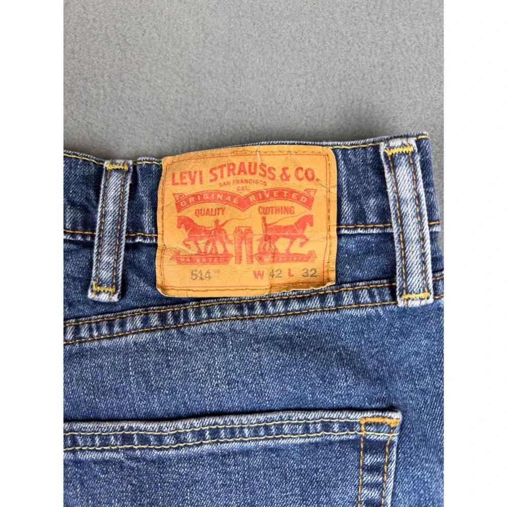 Levis 514 Straight Fit Mens Blue Denim Jeans 42x32 Medium Wash 00514-0857